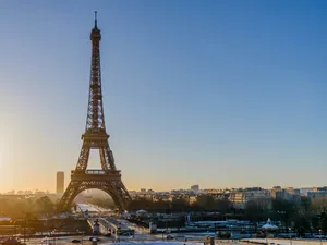 Eiffel Tower, Paris France jigsaw puzzle