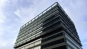 a very tall building with lots of windows jigsaw puzzle