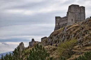 Explore the medieval Rocca Calascio castle atop scenic hills in Abruzzo, Italy. jigsaw puzzle
