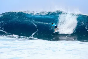 surfer surfing on tidal wave jigsaw puzzle