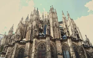 a large stone building jigsaw puzzle