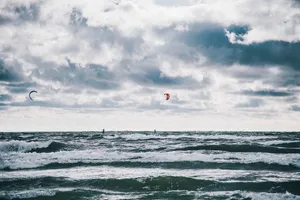 paragliding jigsaw puzzle