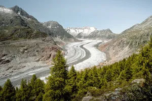 Breathtaking view of Aletsch Glacier surrounded by alpine landscape in Switzerland. jigsaw puzzle