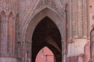 Close-up of the intricate Gothic arch in San Miguel de Allende, Mexico. jigsaw puzzle