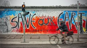 berlin wall jigsaw puzzle